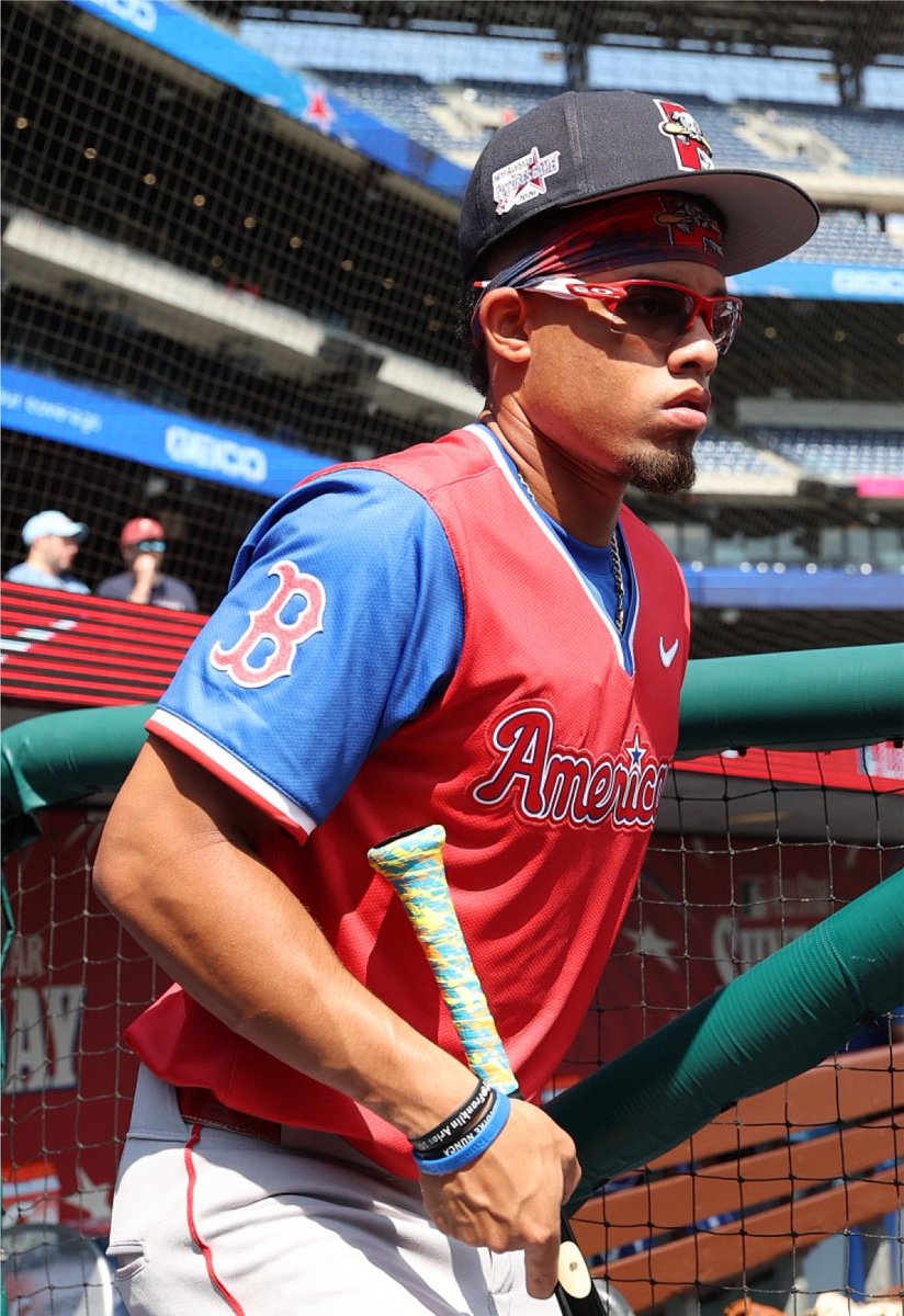 BOSSportsGordo's tweet photo. The Rockies asked the Red Sox for a multi-player package headlined by top prospect Franklin Arias in exchange for C Hunter Goodman, according to @Ken_Rosenthal. https://t.co/yI4iNLXluH