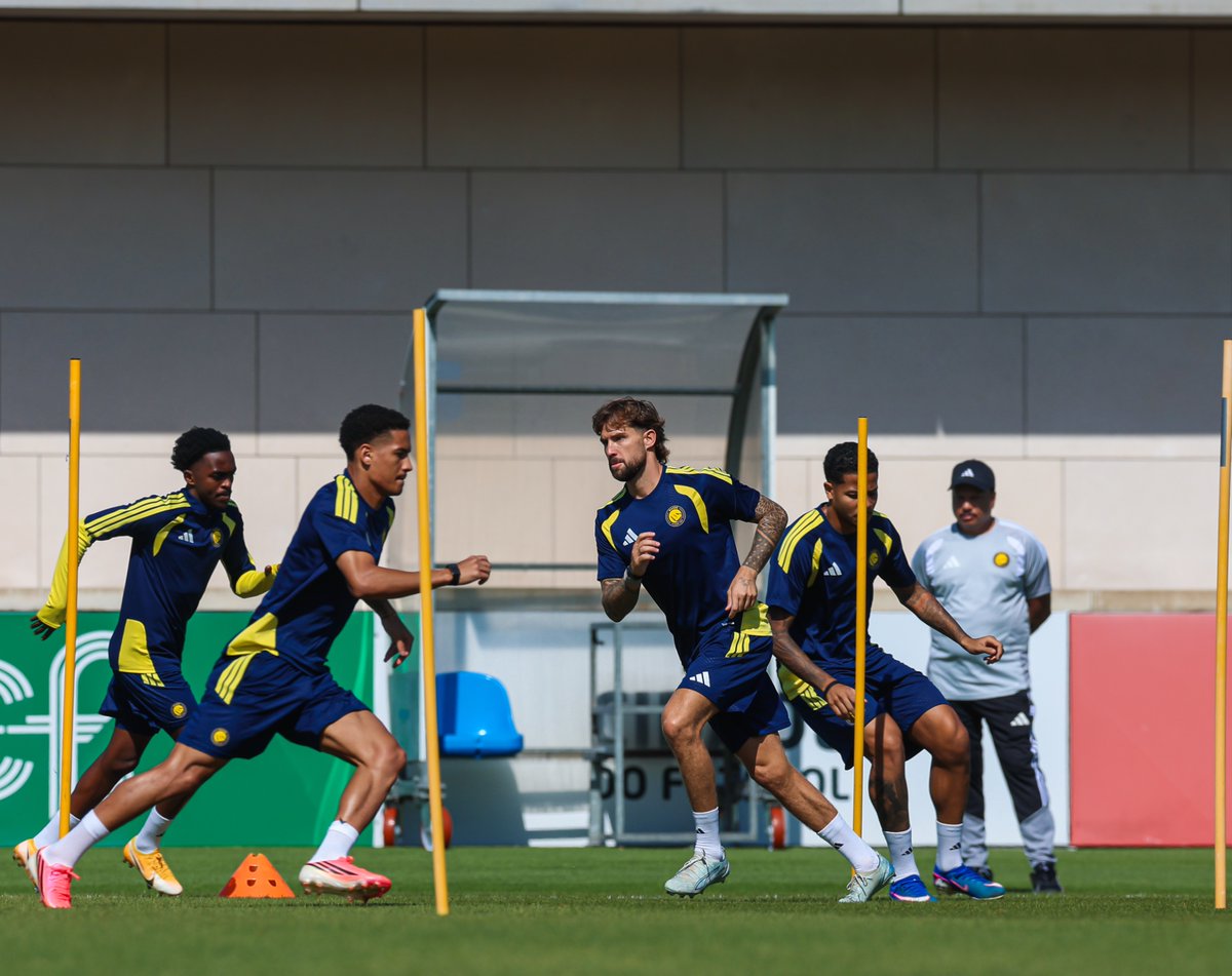 AlNassrFC_EN's tweet photo. Day 11 in Lisbon 🇵🇹💛 https://t.co/8HTXt6fOyr