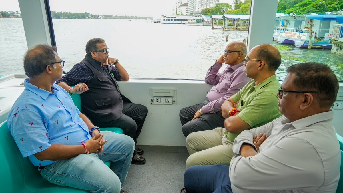 MetroRailKochi's tweet photo. Exploring the future of water transport! 🛥️🌊
​Today, Shri. Digambar V Kamat, Hon’ble Minister for Ports, Goa, paid a visit to the Kochi Water Metro to inspect its state-of-the-art electric-hybrid water transit model.
​
​#GoaPorts #KochiWaterMetro #WaterMetro  #Goa #Kochi #Eco https://t.co/OiQ9W1I6Re
