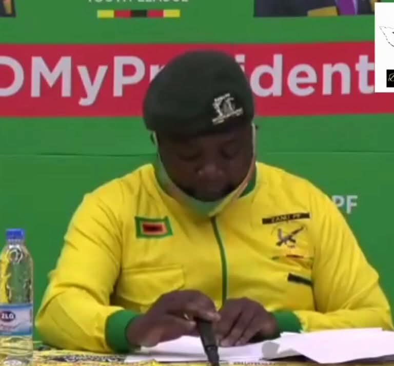 treviousnjuzu's tweet photo. "We are more than ready for demonstrations" - Zanu PF, PB Member T Chirau https://t.co/6hI9TnZQaF