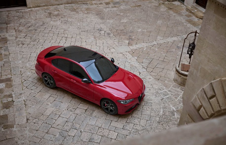AlfaRomeoWilm's tweet photo. Satisfyingly light, stylish looks. The 2026 Alfa Romeo Giulia.
 
#alfaromeo #luxurysedan #italiandesign https://t.co/8MkzREVrBs