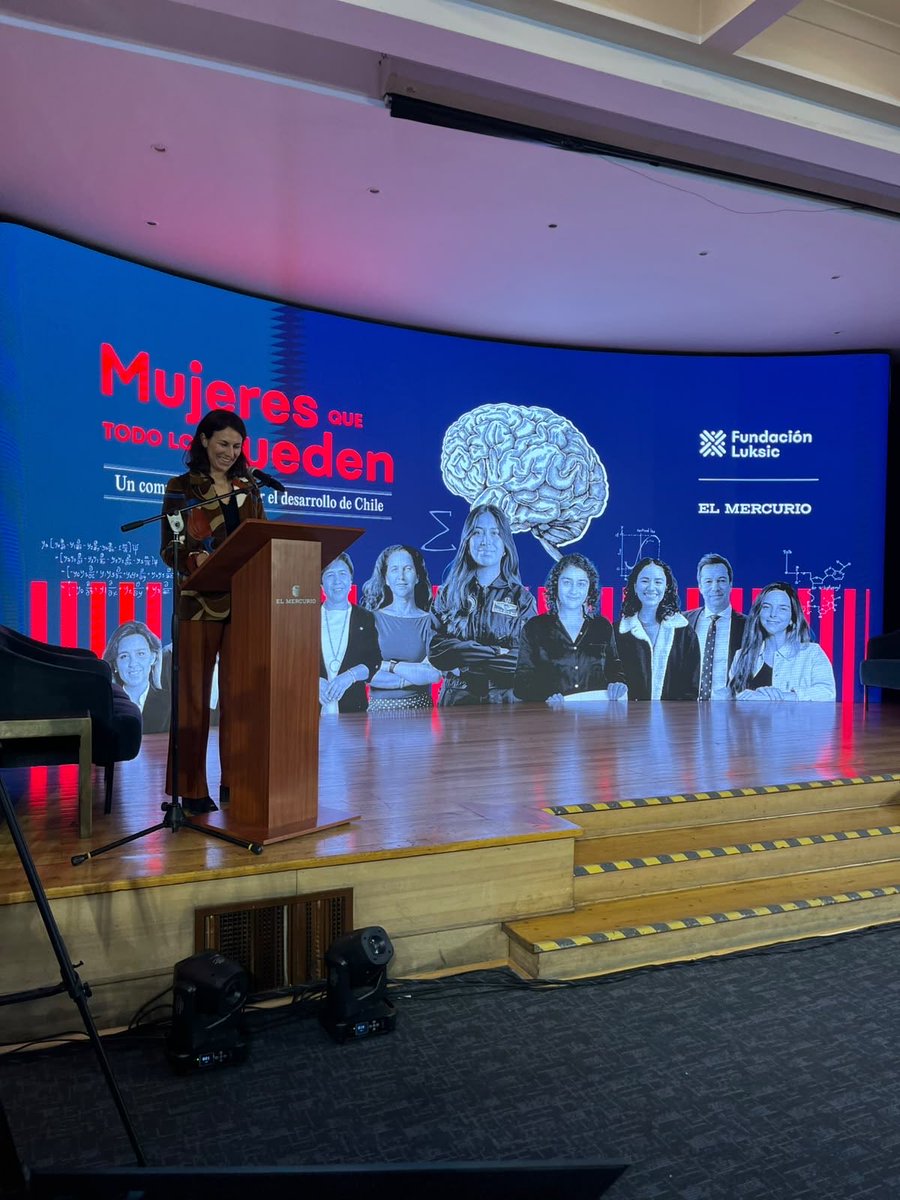 FundacionLuksic's tweet photo. “Nuestro desafío como sociedad no es convencer a todas las mujeres estudiar STEM, pero sí lograr que no abandonen su camino por las dificultades. Porque las necesitamos creando las soluciones para el futuro”, dijo Isabella Luksic, vicepresidenta de Fundación Luksic https://t.co/T6Cmy4zMZ4