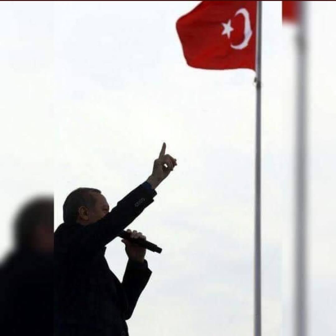 EmrahC1oglu's tweet photo. Sen yoksan bir kişi eksiğiz🇹🇷

Size takip önerisi vereyim sizde bildiğiniz hesapları yoruma ekleyin bundan sonra her gün liste yapıp paylaşacağım
Bütün hesaplar büyüsün🇹🇷

@HLKKSL

@omerfaruk_ak_

@ara5558091661

@nesemm3487173

@tugrul__bey_

@Vatan2602

@Sarasays_RTE

@ymnozl https://t.co/V5vbl2RMsJ