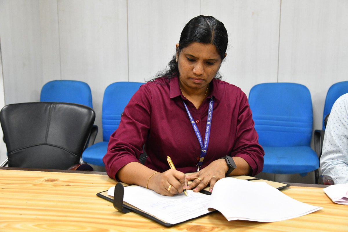 TeamWCL's tweet photo. WCL has signed a Memorandum of Understanding (MoU) with Nagpur Municipal Corporation (NMC) under its Corporate Social Responsibility (CSR) initiative to provide financial assistance for the procurement of an Aquatic Weed Removal Machine for the restoration and conservation of lakes in Nagpur City. The MoU was signed in presence of Shri Bikram Ghosh, Director (Finance & Human Resources), WCL by Shri Lalit Prakash Tirkey, General Manager (CSR), WCL, and Shri Rajesh Govindrao Gurmuley, Executive Engineer, NMC. Theproject will support the mechanized removal of aquatic weeds and floating waste from lakes, contributing to improved water quality, ecological conservation, enhanced biodiversity and a cleaner, healthier urban environment. Through such initiatives, WCL continues to strengthen its commitment to sustainable development and creating a positive impact in the communities it serves.
@kishanreddybjp 
@satishdubeyy 
@CoalMinistry 
@CoalIndiaHQ