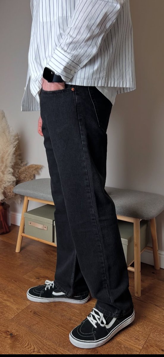 GntlemansGeek's tweet photo. Tried the Levi’s 568 once. Now every other pair of jeans feels wrong. 🤌🏻✨ https://t.co/dKmqlI4g9C
