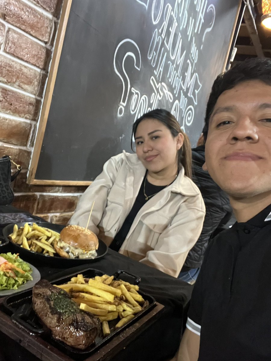 oliverpr03's tweet photo. ñam 🐽💗 https://t.co/3Bh7kS09Tz