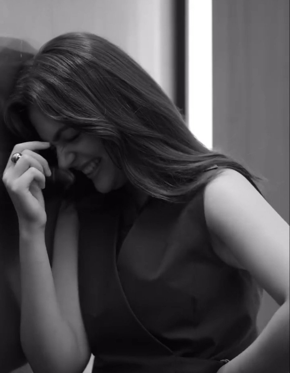 aneetfied's tweet photo. How can someone not fall in love with her? https://t.co/5y7gagTlbN