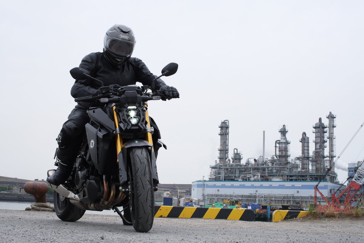 JP_Snowleopard's tweet photo. 2022年大型二輪免許を取った翌日に、GSX-S1000納車。翌週SSTR初参加。2025年GSX-S1000GTを増車。
GTも良いけど、やっぱり一番カッコイイのが、GSX-S1000だね。
#みんなのGSXが見たい https://t.co/HHgJmjZACH