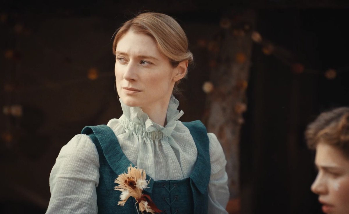dailyedebicki's tweet photo. First look at Elizabeth Debicki as Tailor’s Wife in WICKER https://t.co/FRIGR6igxx