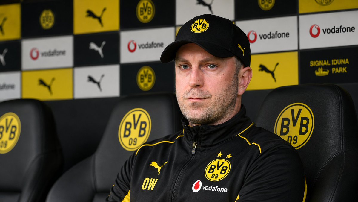 Felix_Becker_'s tweet photo. Vielleicht mache ich mich unbeliebt. Aber ich glaube Ole Werner wäre ein richtig geiler #BVB-Trainer. Bei Werder hat er gezeigt, dass er mit wenig Mitteln mit den großen mithalten kann, bei RB war er Platz 2 bei den meisten Torchancen. Er steht für kontrollierten Ballbesitz (1/2) https://t.co/GDyu3s29Ib