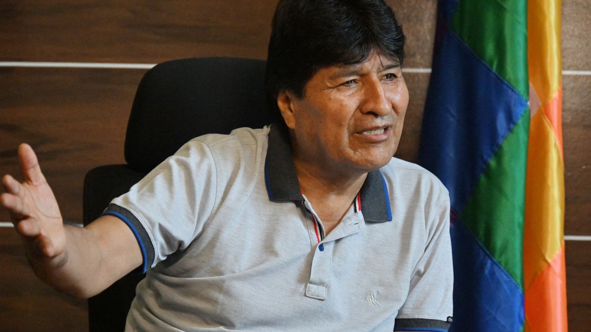 avnve's tweet photo. #Internacional || Fiscalía ordena detección de Evo Morales por presunto bloqueo de carreteras en Bolivia

El fiscal Brayan Melgar investiga al  exmandatario por delitos como insurrección armada contra la seguridad  del Estado, terrorismo, conspiración criminal e incitación pública a  delinquir.

Las protestas, que se extendieron  durante siete semanas en el oeste y centro del país, fueron  protagonizadas por agricultores de La Paz y la Confederación de  Trabajadores de Bolivia, con respaldo de movimientos afines a Morales.

➡️https://t.co/3JOOJaQBnJ