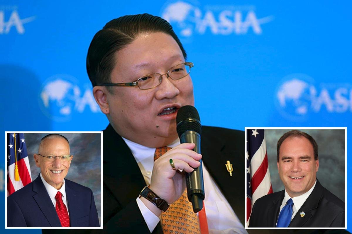 Unveiled_ChinaX's tweet photo. The FBI just raided the homes and offices of multiple Southern California officials and a foreign-agent-registered Chinese media firm. 

Federal agents targeted key local leaders, municipal airport records, and a $24.6 million Beverly Hills estate in a growing public corruption probe. This massive sweep follows a former local mayor pleading guilty to acting as an illegal operative for Beijing. 

How vulnerable are regional US governments to covert foreign influence operations?

See below for full details.