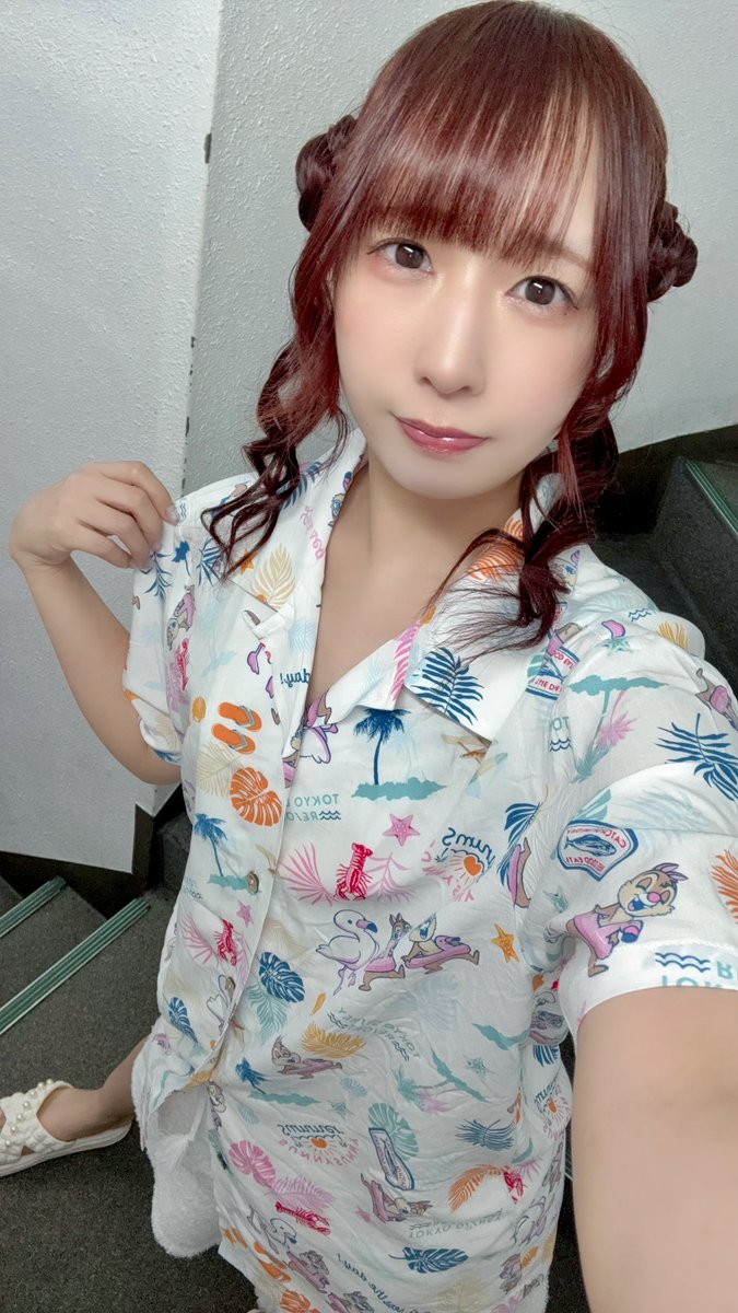 1numa6's tweet photo. SUNNY SUNNY SUMMER

#いぬまる保留 https://t.co/Pctn3v4UJD