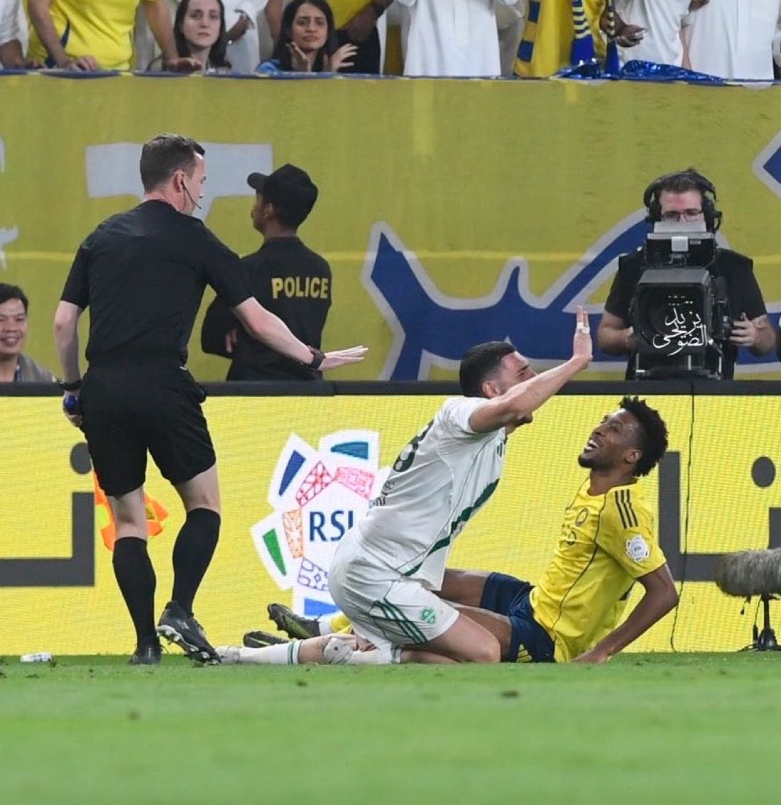 AlthqilAbdullah's tweet photo. @AlNassrFC انا فهمتها 😁 https://t.co/sHH4TlDChm