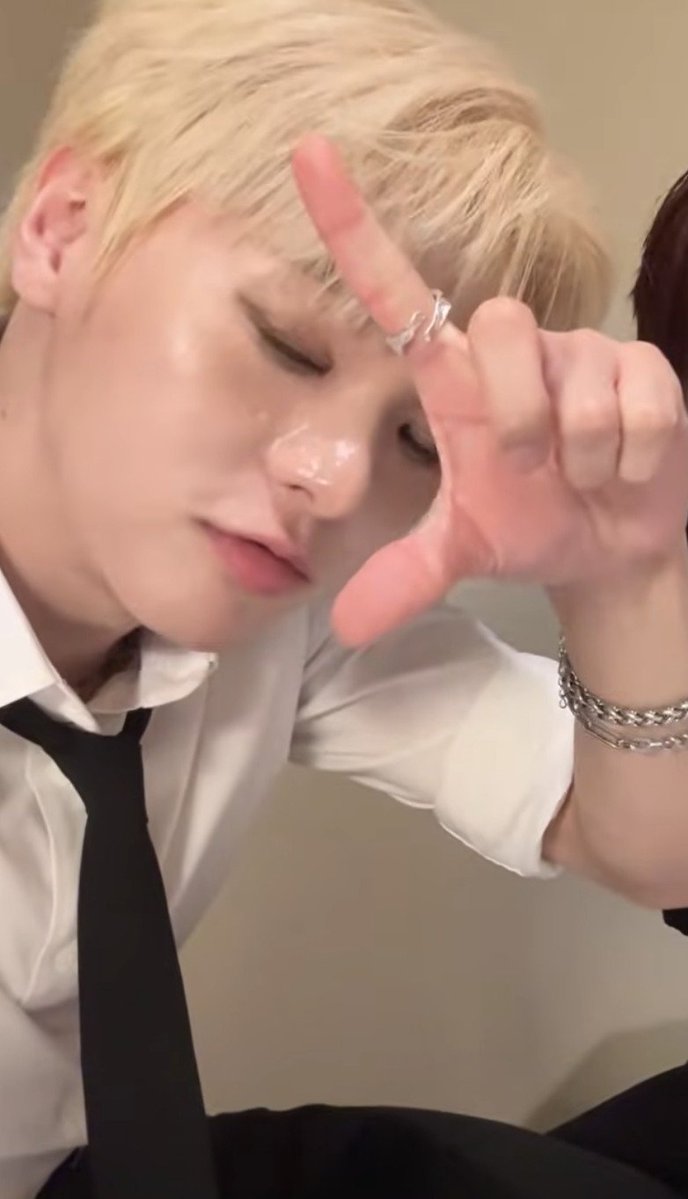 panko0077's tweet photo. 잘자요 ✨ https://t.co/GqGj5ufbL6