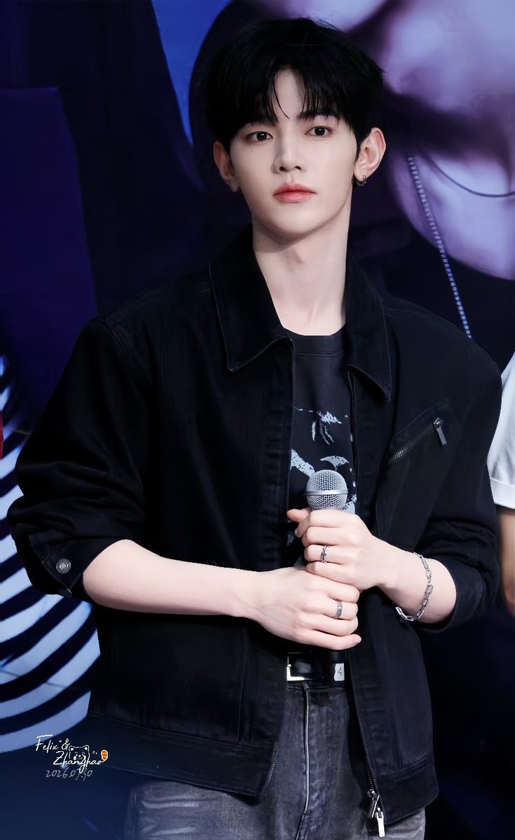 felixtko001's tweet photo. 2026-07-30

Popup public event in Shanghai 

#장하오 #ZHANGHAO #章昊 #ジャンハオ https://t.co/Zt80uksZqW