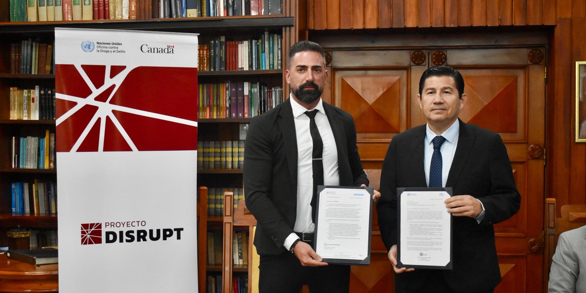 UNODCROCOL's tweet photo. ‼️#Ecuador mejora su respuesta frente al #CrimenOrganizado

Bajo el proyecto de @UNODC #DISRUPT, financiado por #Canadá 🇨🇦, inauguramos junto a @SENAE_Aduana y la @UdeGuayaquil, diplomado para capacitar a funcionarios estratégicos en la lucha contra el crimen organizado 🧵 https://t.co/ZIKlRefD5V
