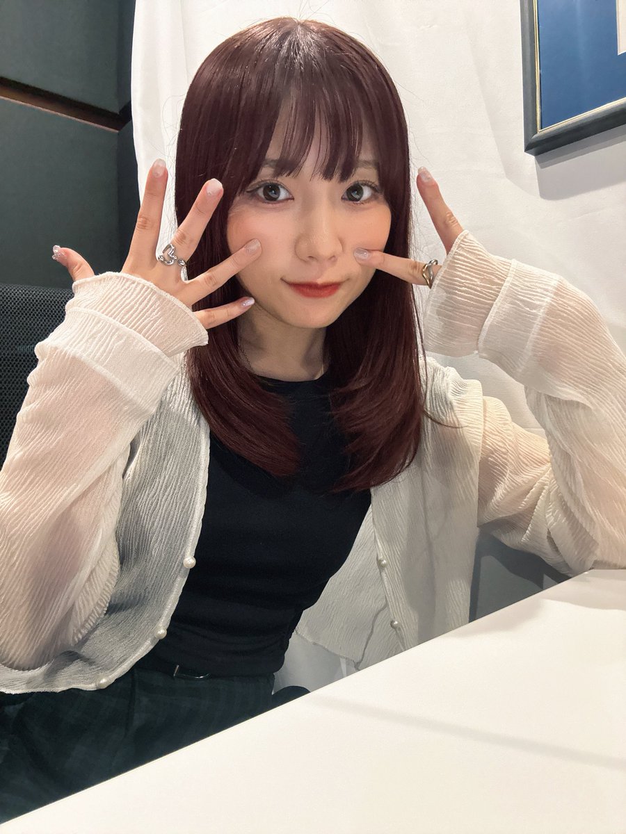 _YURiKA29_'s tweet photo. 「これもバニーですか？」ありがとうございました🐰🐰

次回8/13(木)は「中島怜と青木佑磨の道草みーつけたっ！」から中島怜さん、青木佑磨がゲストに来てくれます🌱
みちみつだー！お楽しみに✨ #トカトントン #コレモラジオ https://t.co/ezYo36WNMV