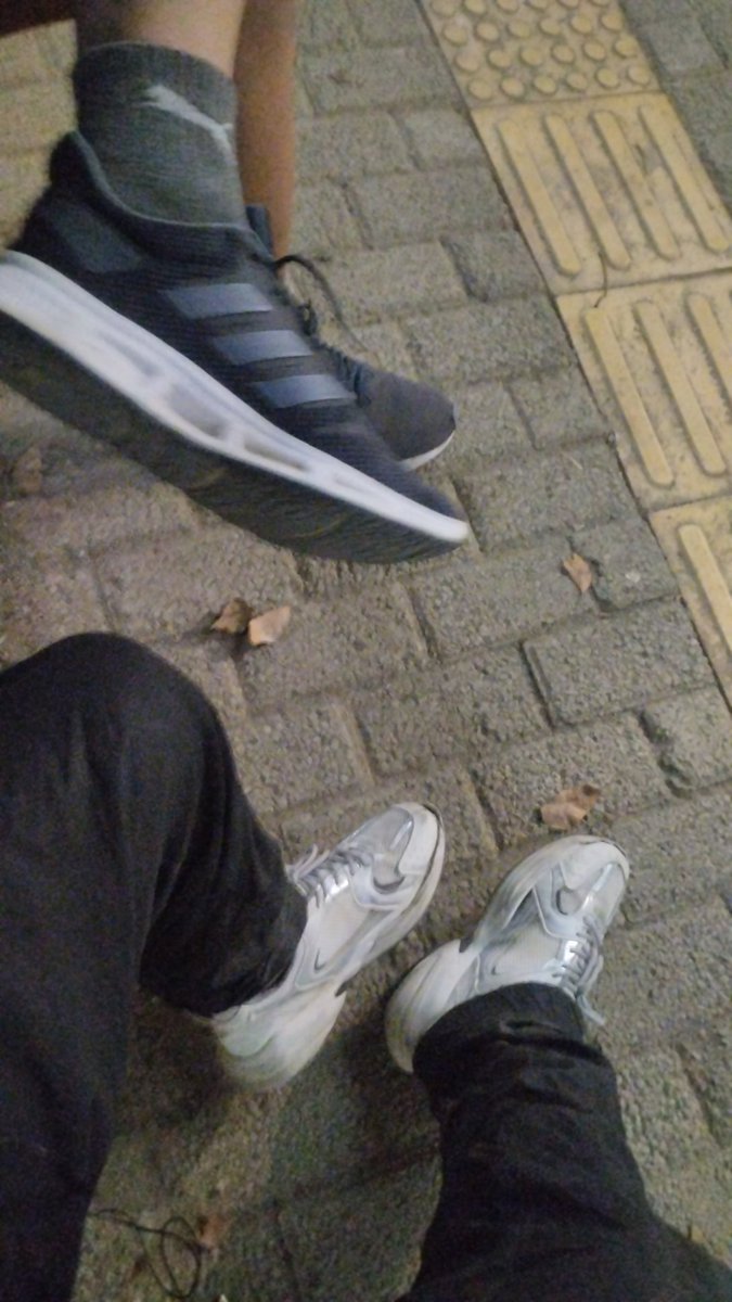 hrykisweet's tweet photo. dah lama ga jogging ☝🏻😼 https://t.co/Q4hlJJUrO5