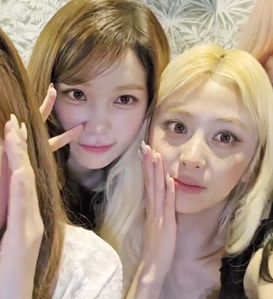 plumfigsorbet's tweet photo. ^________^ https://t.co/ogaeNVD8XH