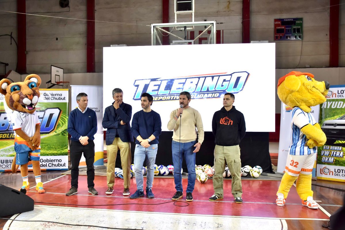 gerardomerinotw's tweet photo. Junto al gobernador @NachoTorresCH , Loteria del Chubut y Chubut Deportes, anunciamos dos grandes noticias para nuestra ciudad: el Telebingo Deportivo, que les permitirá a nuestros clubes recaudar fondos para seguir creciendo, y la nueva pista de atletismo de tartán, una obra histórica que nuestros atletas esperaron durante muchos años y que hoy comienza a hacerse realidad.

Cuando asumimos encontramos muchas instituciones y espacios deportivos que habían quedado relegados. Nos comprometimos a escucharlos, acompañarlos y volver a poner al deporte en el lugar que merece.

El deporte se construye con compromiso, trabajo en equipo y oportunidades. Ese es el camino que elegimos para seguir fortaleciendo y acompañando a nuestros clubes.