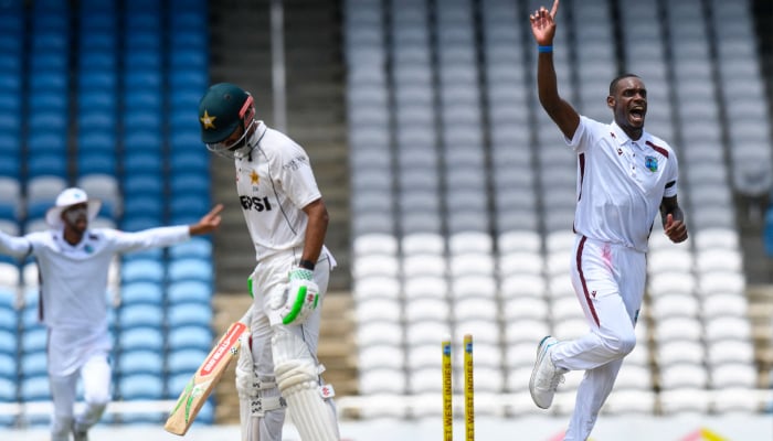 cricdotcric's tweet photo. 🌴 West Indies beat Pakistan by 90 runs at Tarouba, and Babar Azam's Test captaincy sequel opens exactly like the original — with a loss.

Shan Masood's defiant 109 got Pakistan to 282, until Justin Greaves turned into a horror film: 5/27, including FIVE STRAIGHT WICKET-MAIDENS, a feat no bowler in Test history had managed before. Mohammad Abbas hit back with 5/22 as West Indies folded for 181, setting up a modest 211 to chase.

Modest didn't matter. Jayden Seales ran through the tail to bowl Pakistan out for 120 — Babar's gutsy unbeaten 58 the only thing between his side and total embarrassment.

West Indies won by 90 runs. Player of the Match: Justin Greaves. Pakistan's 8th straight away Test defeat, stone last in the WTC table. Some comebacks need a rewrite. 🔥