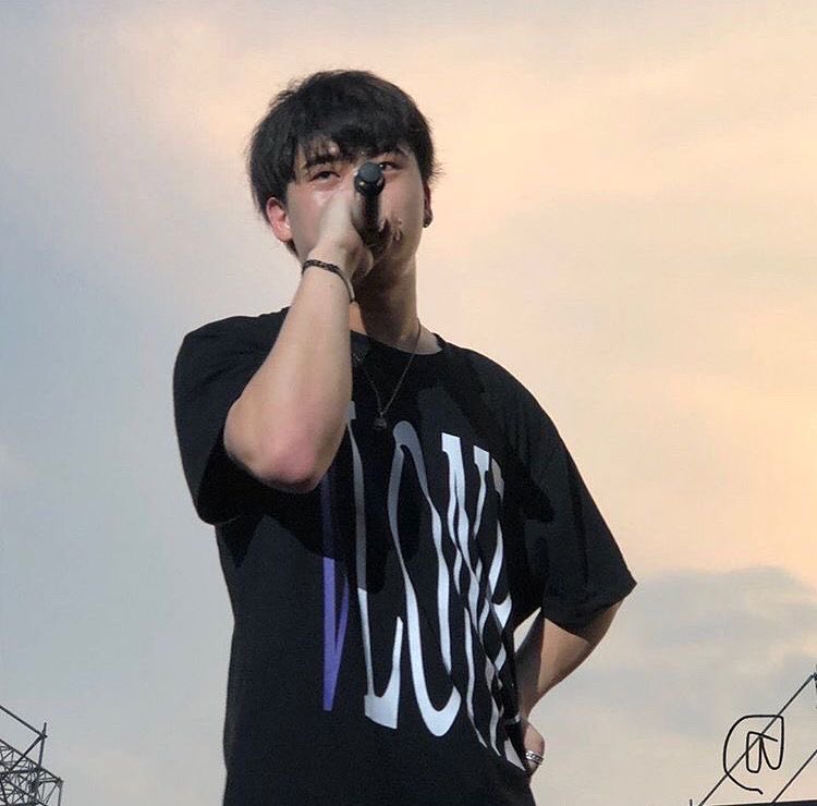 You188512's tweet photo. #빈첸 #만타 https://t.co/o9Nsox0fzY