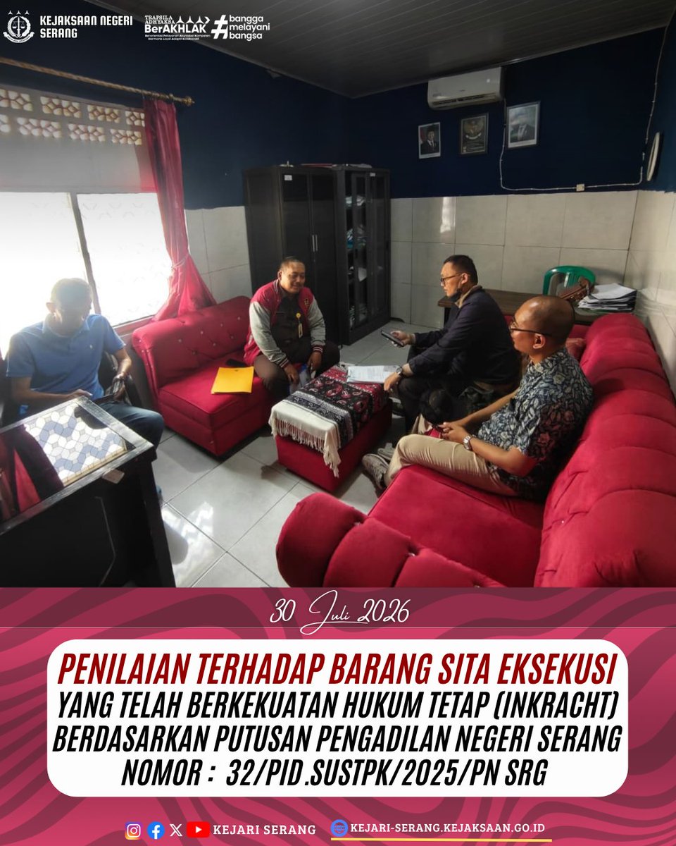 kejariserang's tweet photo. Selasa 30 Juli 2026, Bidang PAPBB Kejaksaan Negeri Serang bersama Tim Penilai KPKNL Serang telah melakukan penilaian terhadap Barang Sita Eksekusi untuk uang pengganti an. terpidana M. Yusuf berupa sebidang tanah berikut bangunan rumah tinggal seluas kurang lebih 91 m2 https://t.co/OAWqslbMAB