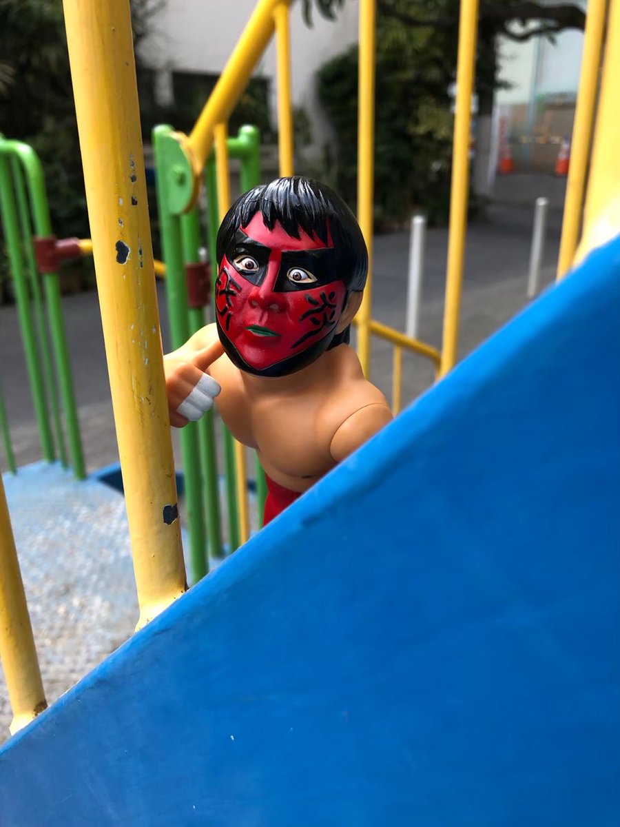 omosha_GoGo's tweet photo. プロレス記念日💥迷わず行けよ✨✨
#プロレス記念日 #オモ写 https://t.co/WatesdaGfO