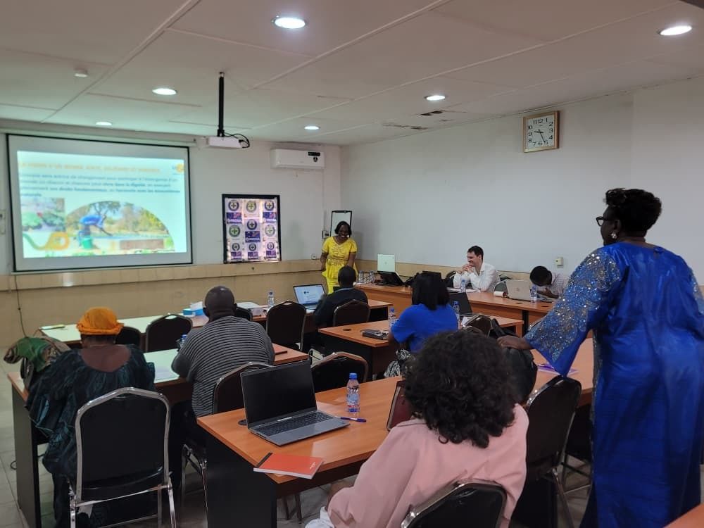 tunawezacongo's tweet photo. #mascu+2

Aujourd'hui, l'équipe Si Jeunesse Savait est honorée d'avoir participer à la réunion organisée par son partenaire Ucoopia.
Au programme : 
✅ La présentation du nouveau chargé de gestion financière de Ucoopia; 
✅ Faire le Bilan des activités réalisées sur le terrain et
✅ Renforcer la compréhension mutuelle pour les projets à venir

Un grand merci à l'ONG Memisa Belgique pour l'accueil dans leurs bureaux.

#Ucoopia #Collaboration #Impact