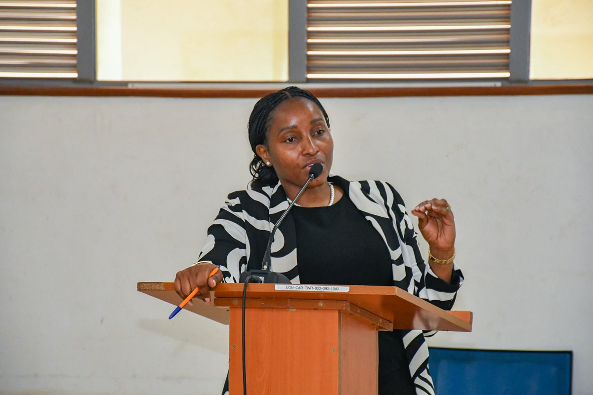 UoNLawFaculty's tweet photo. By combining research, storytelling and 
#sciencecommunication, @uonbi is strengthening the link between evidence and policy ensuring Kenyan voices contribute meaningfully to both national and global conversations on environmental #maritimegovernance https://t.co/RXCnC5cUOe