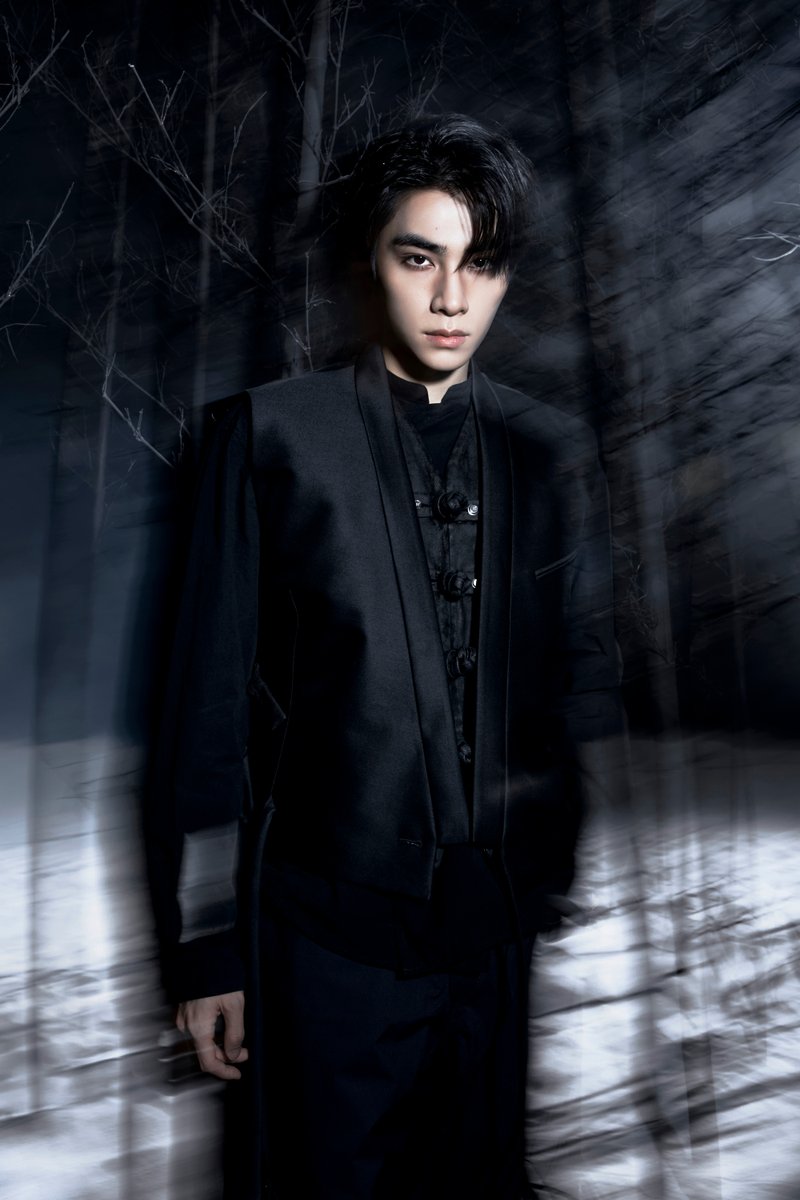 WayV_official's tweet photo. WayV 'Vision Wings' Teaser: yīn and yáng #XIAOJUN

WayV The 8th Mini Album 【Vision Wings】
➫ 2026.08.10 (CST/KST)

💿Pre-order
https://t.co/RwlOpqnmZr

EVERYTHING, ALL AT ONCE, NEO
https://t.co/K8oziWjjLn

#WayV #威神V #鸢
#WayV_VisionWings
#NCT_10TH_ANNIVERSARY https://t.co/Z9G9lVWVWB