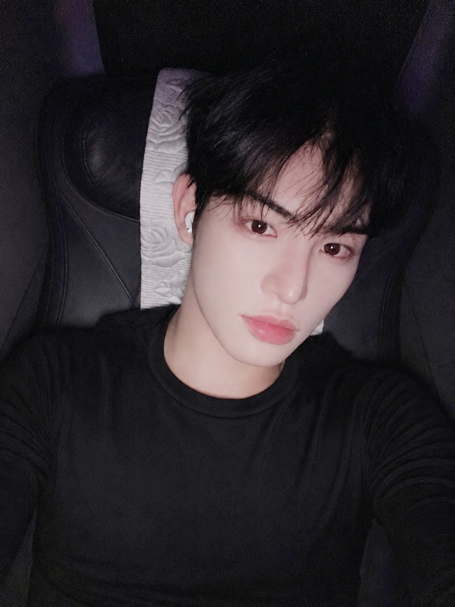 ejebeflipnow's tweet photo. 나 지금 너무 놀랐네? https://t.co/nnrxQCSJQF