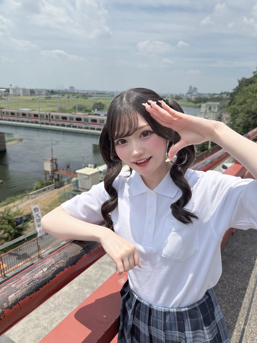 Kareai_miharu's tweet photo. #HoneyWorks さんのカバー曲「#イジワルな出会い」のDance Performance Videoが公開され���した😈💗
とっても素敵な神社で撮影していただいたよ⛩かわいい振り付けや表情に注目してたくさん #みはるっく してね👌🏻 https://t.co/MobGi40bGy