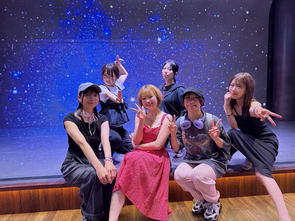 asghidl's tweet photo. #芦毛の俳ドル
#BBSイベントダイニング
本日は会場でのお稽古‼️
距離感やダンスの構成等も見ながら前半を荒通し‼️
会場を誰よりも楽しそうに歩いていたキャストの皆様を見て、「あ!この人たち楽しそうだな!」って思ったと思います‼️
そうです!楽しいですよ✨
8/28-31は
@bbs_eventdining ‼️ https://t.co/sFcokH9xTg
