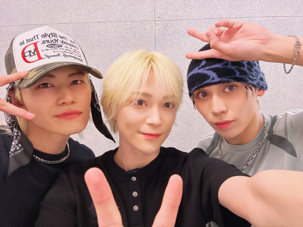 yikes_sota's tweet photo. 7/30 terminal 1

YikeSの振り付け氏kokiさんの主催イベントにダンスコラボ
ひとつ夢が叶った🥹

kokiさんの方でコラボのダンプラも上がってるので見てみてね👀

コラボメンバーも仲良くしてくれてありがと🫶🏻 https://t.co/6AkuAnCfYN