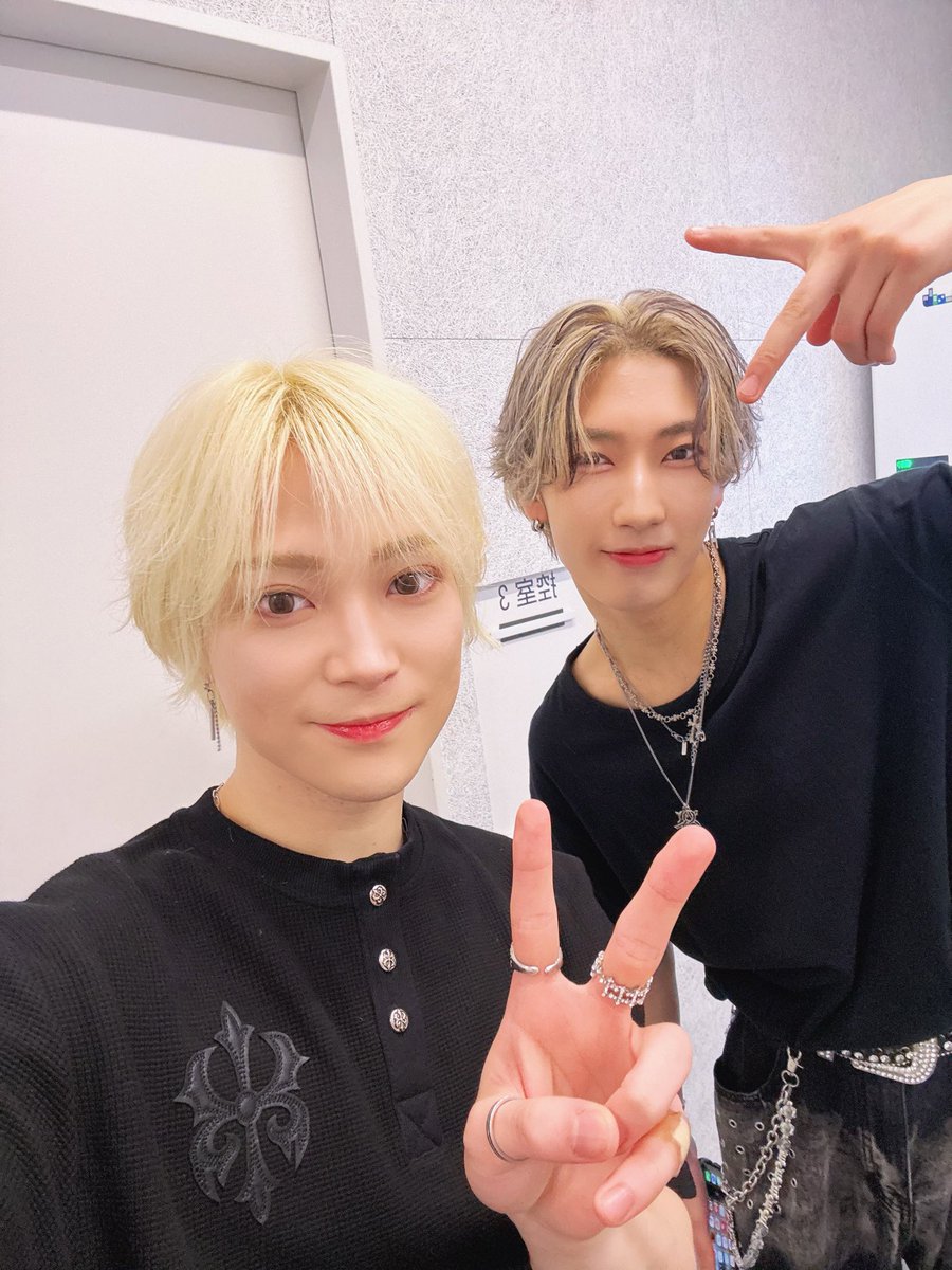 yikes_sota's tweet photo. 7/30 terminal 1

YikeSの振り付け氏kokiさんの主催イベントにダンスコラボ
ひとつ夢が叶った🥹

kokiさんの方でコラボのダンプラも上がってるので見てみてね👀

コラボメンバーも仲良くしてくれてありがと🫶🏻 https://t.co/6AkuAnCfYN
