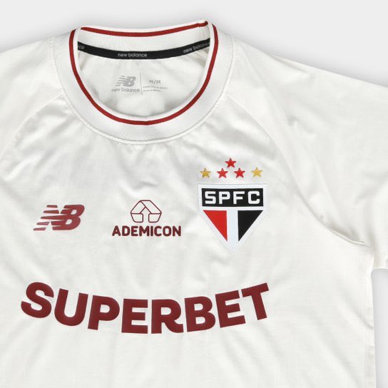 spfcpics's tweet photo. O que acharam da nova camisa 3? https://t.co/RESvC92qiu