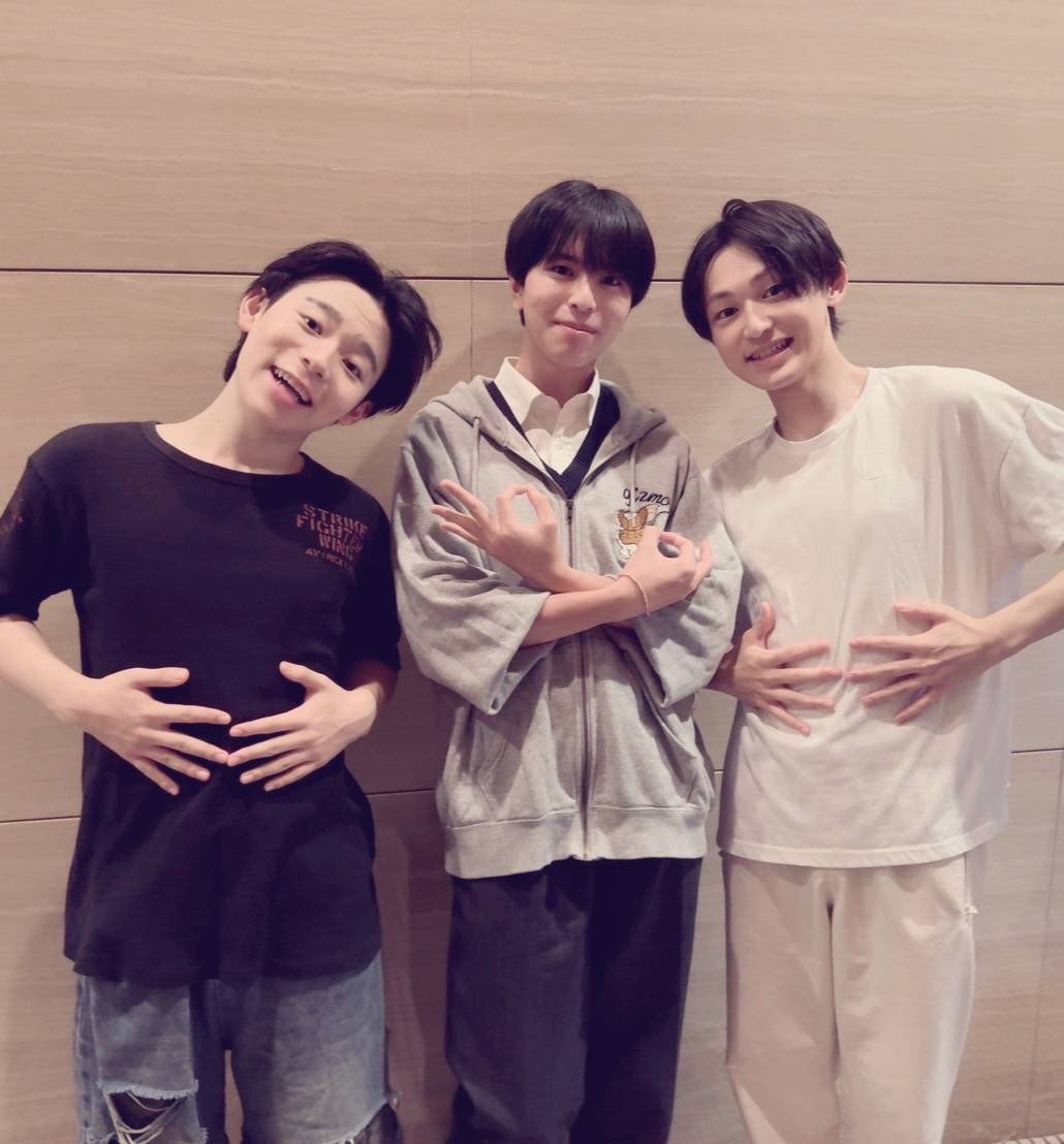 takuya_kawajiri's tweet photo. 忍ゲキ最高でした！
ほんと終始笑いっぱなしでした笑
めちゃくちゃ楽しかったです✨

ときあ君とカノンと一緒に写真を撮らせていただきました！

#忍ゲキ  #忍ミュ  #忍たまファミリー https://t.co/pJ1KGwGKr9