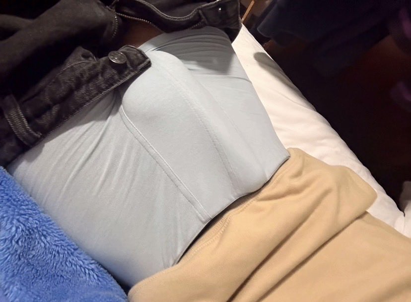 justlanin's tweet photo. Who’s ass wants to go first #nsfwtwt #femboy #twink https://t.co/lhq7Cp857K