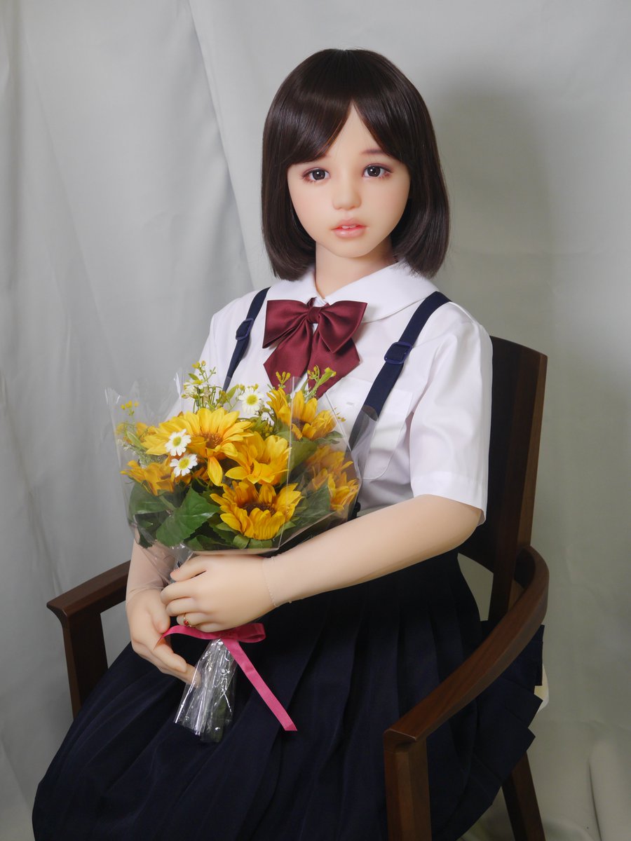 bakayone5027's tweet photo. The scent of love Karen
暑中見舞い 申し上げます
Summer greetings to you
给您暑期的问候
더위에 건강 유의하시고 늘 행복하세요
向日葵 sunflower 해바라기
school skirt with suspenders
背带校服裙 교복 uniform
school uniform bow JK领结
#OrientIndustry #SiliconeDoll https://t.co/JL5YjjJgqf