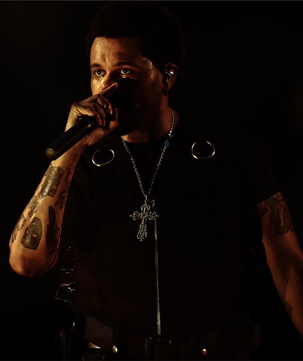 NewsWeeknd's tweet photo. Late great Kavinsky hinted that a new collaboration with The Weeknd might be coming “soon.” https://t.co/PA8Z74jLs7