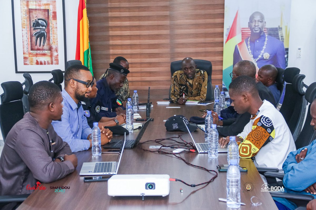 bgda_gn's tweet photo. Renforcer la protection des œuvres passe aussi par une coopération institutionnelle efficace.

Le BGDA et la Direction Nationale de la Police ont échangé sur la mise en place de points focaux à l’intérieur du pays et la mise à disposition d’un officier de police judiciaire. https://t.co/ZskLPO58t5