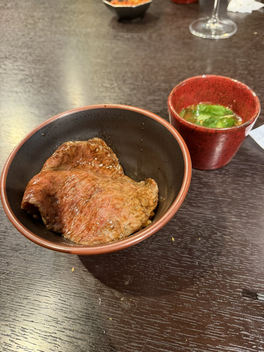 tetsuyama3's tweet photo. 接客とかそういうのじゃなくて、圧倒的な強者による味の暴力を食らった https://t.co/GeHMEOATpf