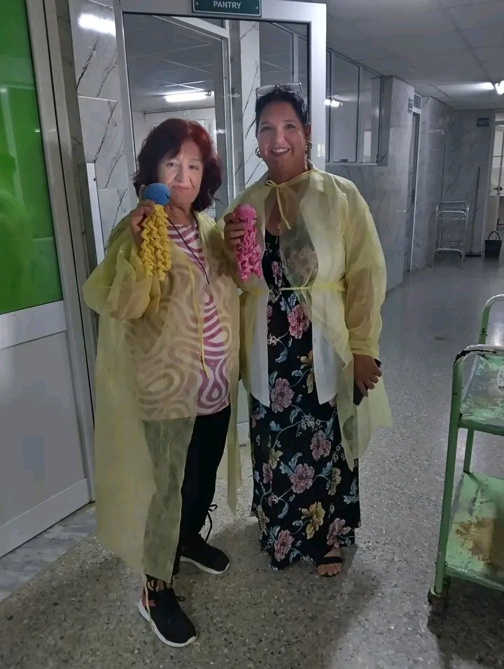 YamileRamosCord's tweet photo. El proyecto "Renacer a la Vida", entregó ocho pulpitos de apego,a la sala de neonatología del hospital Abel Santamaría Cuadrado #PinardelRío, para poner un granito de arena en la recuperación de esos pequeñitos. 
#CubaPorLaVida https://t.co/AVpbPKyaN6