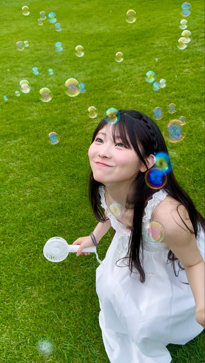 mi_himasugi's tweet photo. しゃぼん玉！！！ https://t.co/odUe4g8dDu