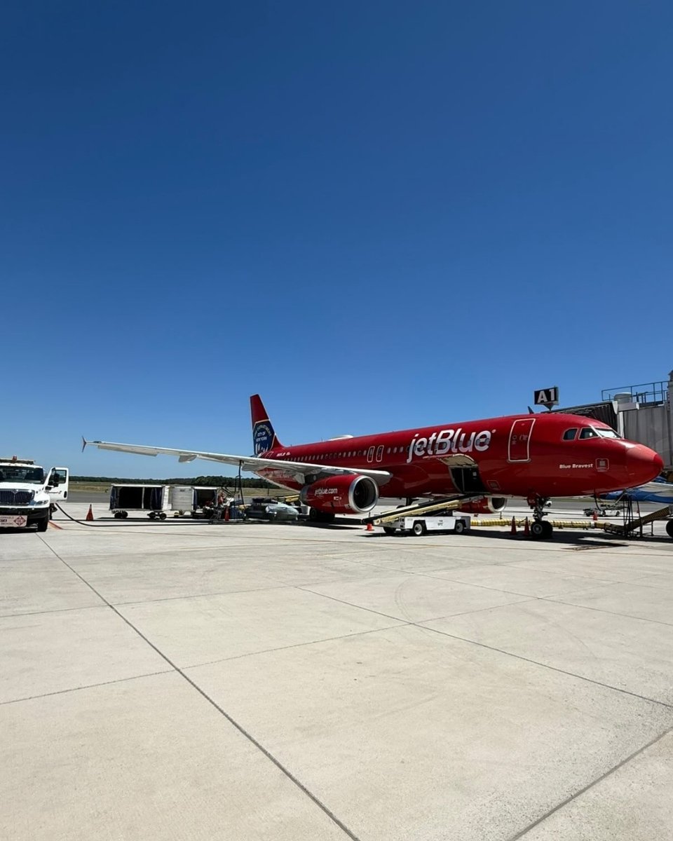 LIMacArthur's tweet photo. What's Red, White & Blue all over? You guessed it! @JetBlue's "Blue Bravest" special livery. The @Airbus A320 is a tribute to the New York City Fire Department. ❤️🤍💙✈️ Fly nonstop now to Fort Lauderdale, Orlando & Palm Beach & enjoy flights to Tampa & Fort Myers again this November. All from ultra convenient Long Island MacArthur Airport. #travelfinds #summertravel #onlyatisp #flymacarthur #jetblue 📸: Andrew