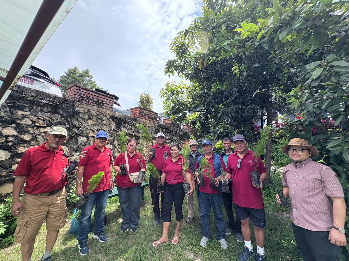 RCTH_Gurkhas's tweet photo. Rotary Club of The Himalayan Gurkhas organized a Tree Plantation Program at the Royal Nepal Golf Course. During the program, a total of 300 tree saplings were planted.
#TreePlantation #RID3292 #RotaryInternational #RotaryDistrict3292 #RCTheHimalayanGurkhas #CreateLastingImpact https://t.co/tiY46tjVgO