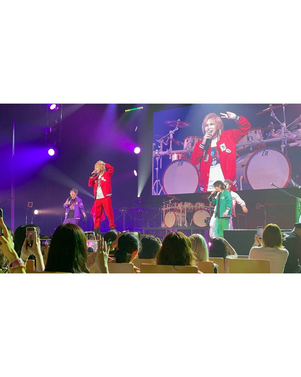 4XLRInO3FUSrmOA's tweet photo. 久々のボン活でした！🥹
またしばらくは行けないのかと思うと胸熱のライブでした！🫶🏻 https://t.co/SKh1FNYJsl