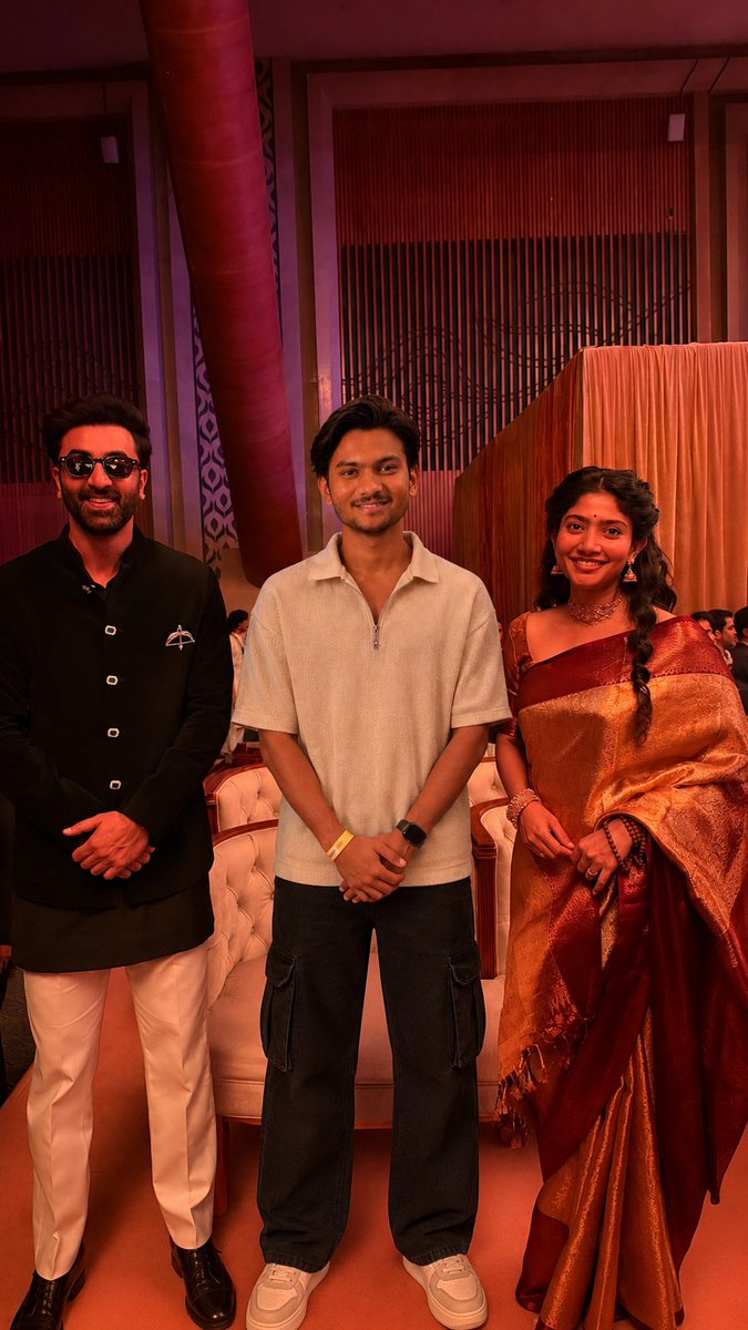 Tejas_utuber's tweet photo. JUST WHACH Ramayana Trailer &amp; Ramayana is not just a movie it's the culture of India we show to entire world!! so many caste in movie And the are perfect choice for the movie.

Jai Shree Ram 🏹🧡

#Ramayana #RanbirKapoor #SaiPallavi #Yash #NamitMalhotra #Indiancinema https://t.co/ZHNxbthrS4